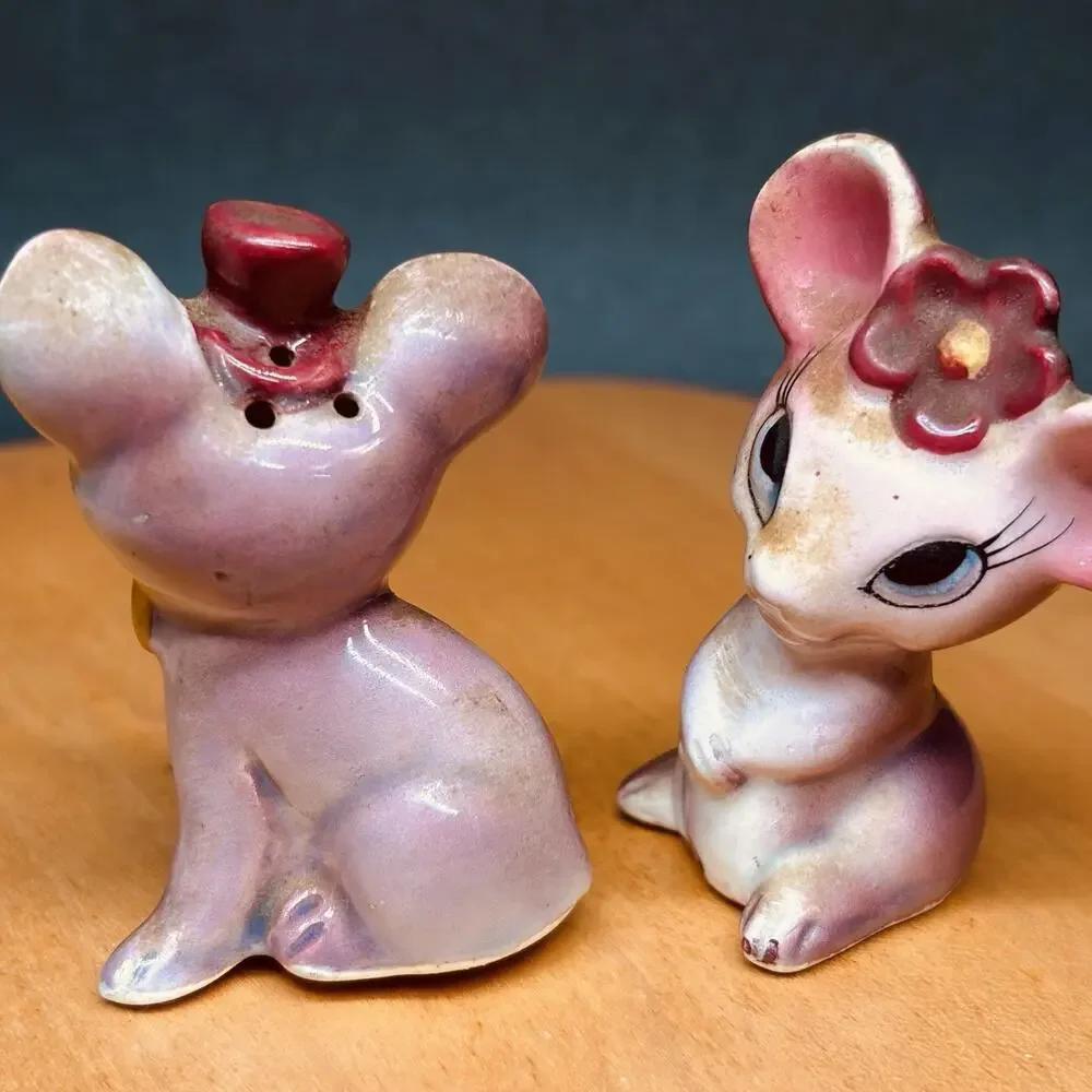 Vintage Japan Cute Animal Salt & Pepper Shakers Top Hat & Flower Foil Labels